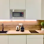 Confort Avec Parking Et Terrasse A Village Apartment
