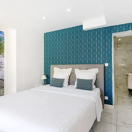 Confort Avec Parking Et Terrasse A Village Eze