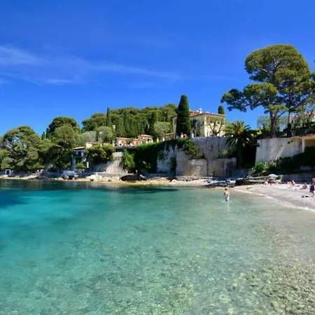 Confort Avec Parking Et Terrasse A Village Eze