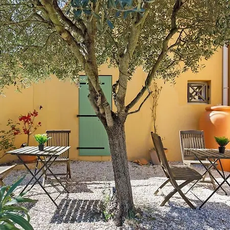 Confort Avec Parking Et Terrasse A Village Eze