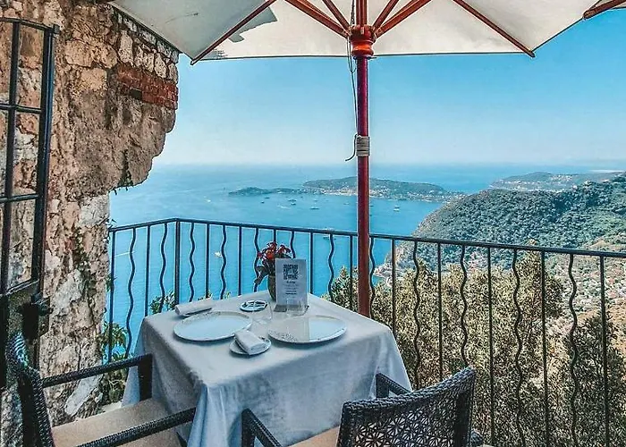 Confort Avec Parking Et Terrasse A Village *
